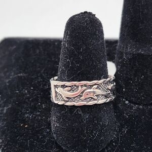 Ladies Sterling Silver Dolphin Band Ring Size 8